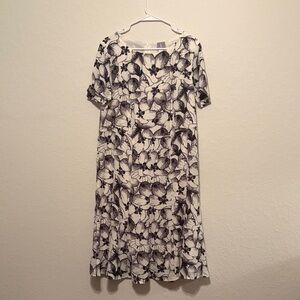 Elegant Monochrome Floral Dress